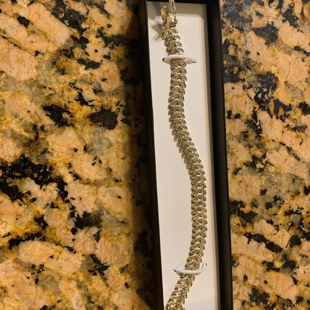 Leaf tennis bracelet 14kt Diamond bracelet over 925 7” new